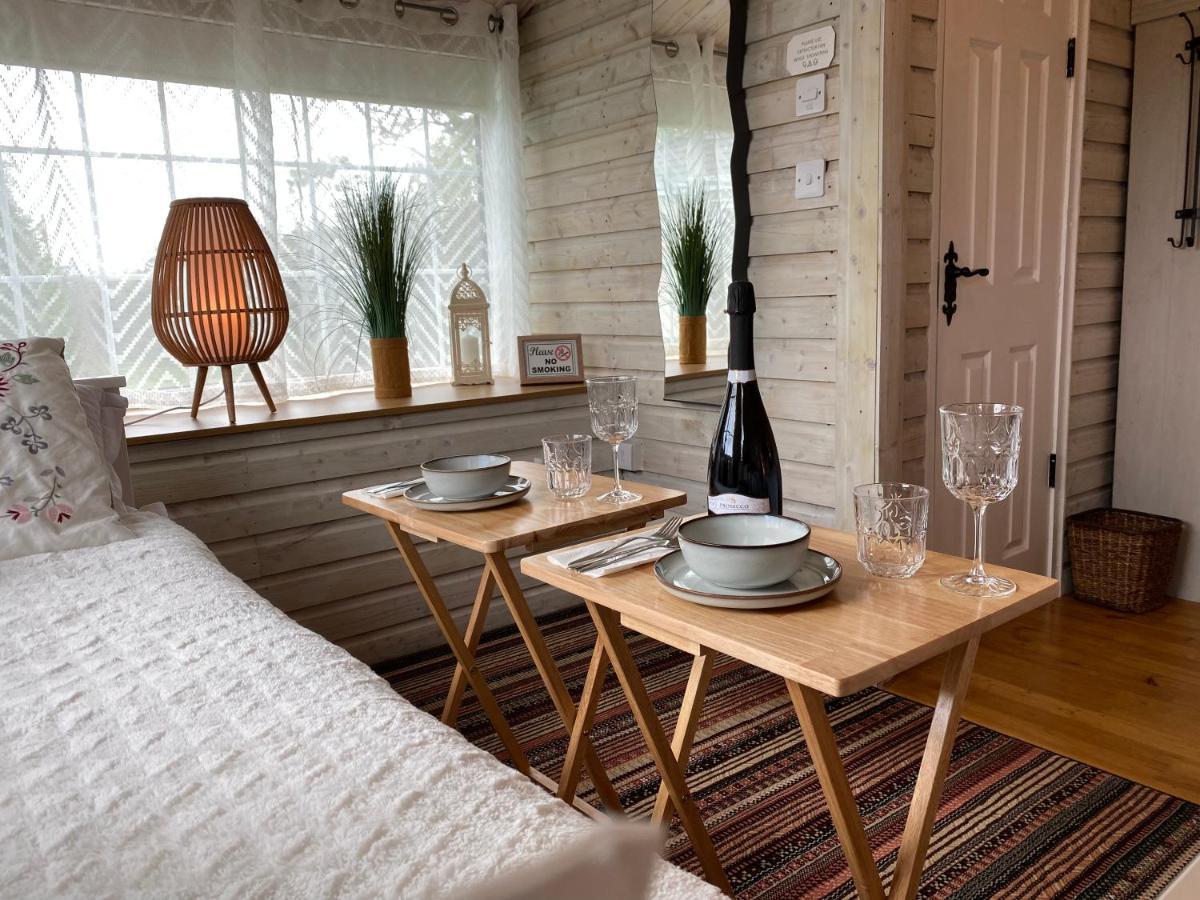 Adorable Cabin In The Countryside Port Laoise Exterior foto